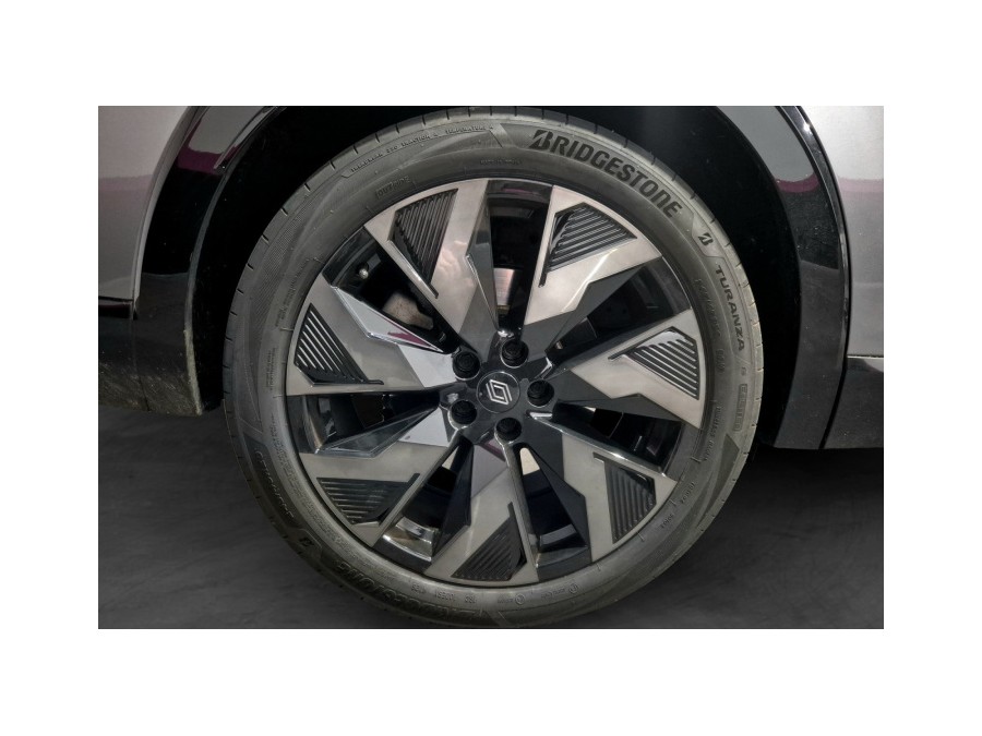 RENAULT d'occasion RAFALE 1.2 E-TECH 200 ESPRIT ALPINE de 2024 Lyon