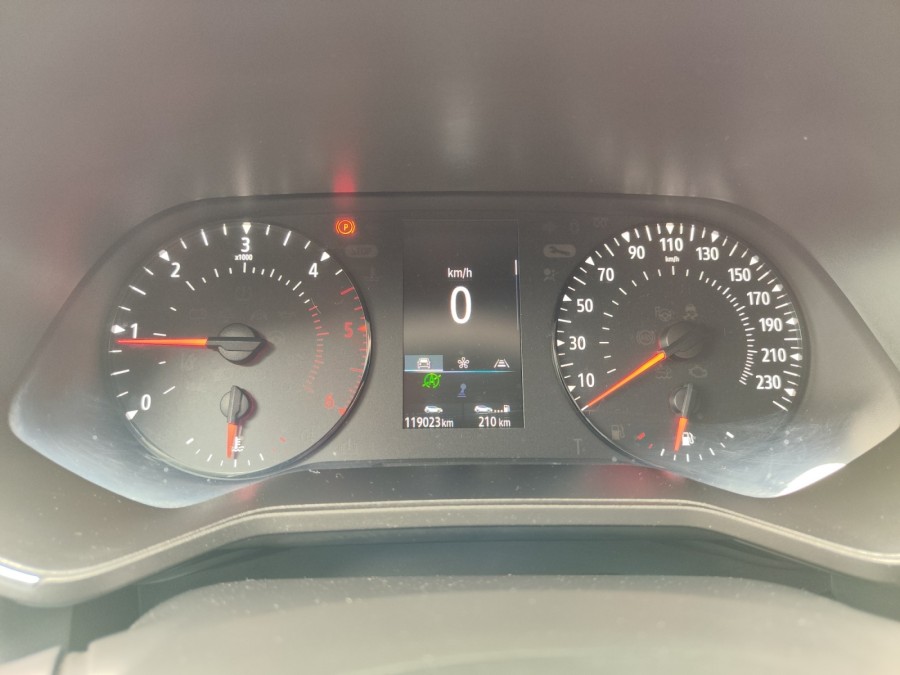 RENAULT d'occasion CLIO 1.5 BLUE DCI 85 BUSINESS de 2020 Perpignan