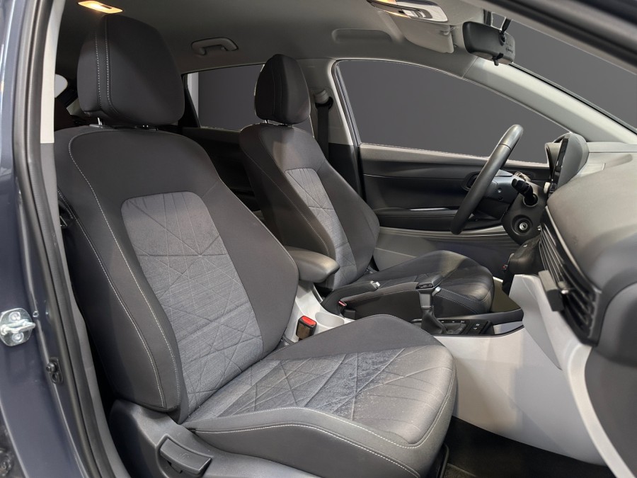 HYUNDAI d'occasion BAYON 1.0 T-GDI 100 HYBRID 48V INTUITIVE DCT de
