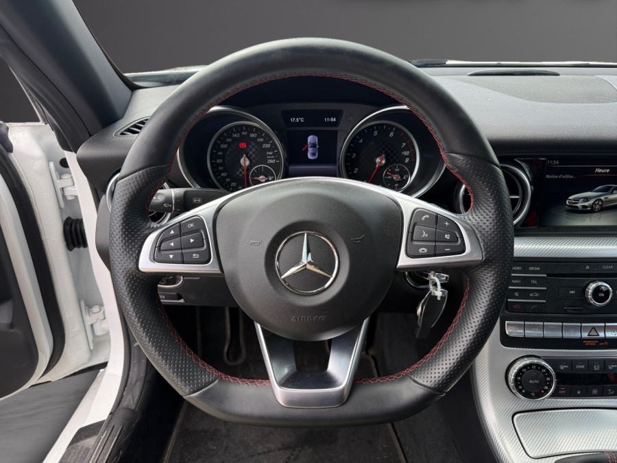 MERCEDES d'occasion CLASSE SLC 200 AMG LINE de 2019 Salon de Provence