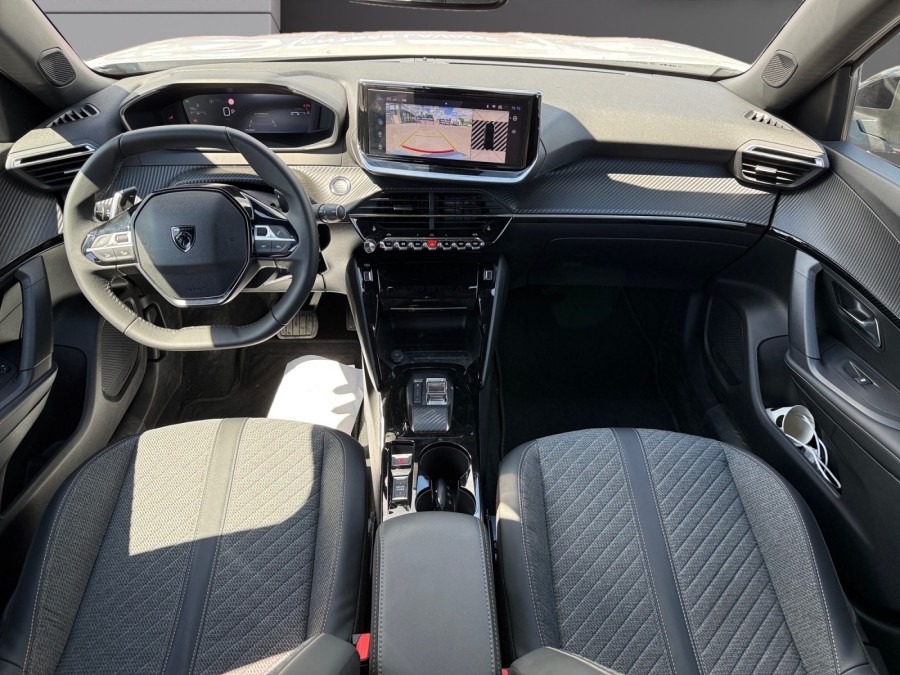 PEUGEOT d'occasion 2008 1.2 PURETECH 130 STYLE EAT de 2024 Salon de