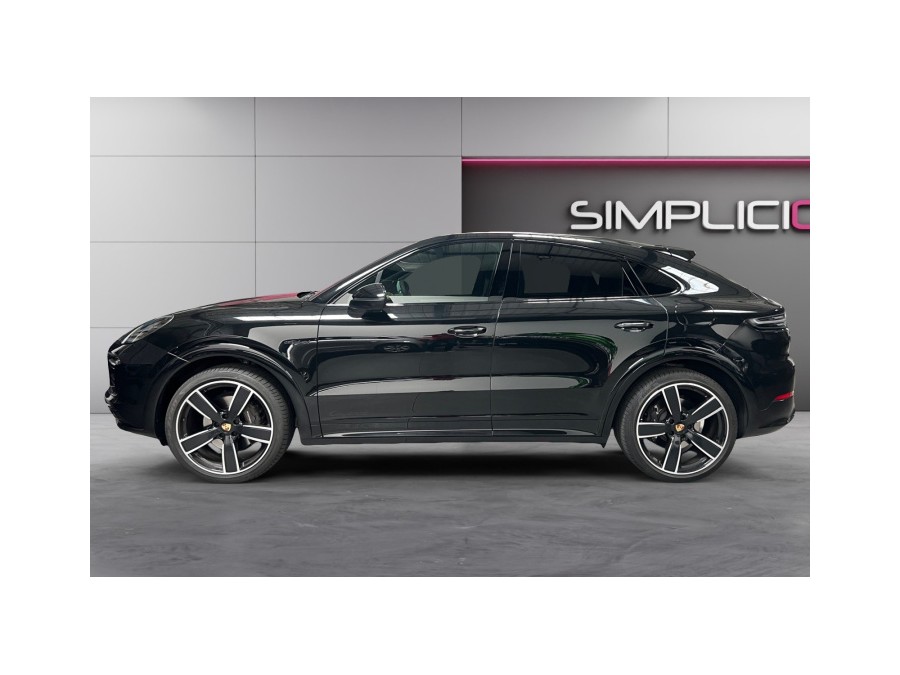PORSCHE d'occasion CAYENNE 3.0 E-HYBRID 462 de 2022 Lyon Ouest (69)﻿