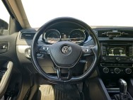 VOLKSWAGEN d'occasion JETTA HYBRID 1.4 TSI CARAT DSG de 2016 Orgeval