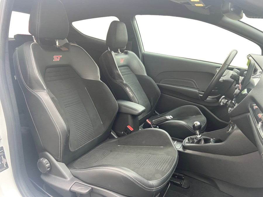 FORD d'occasion FIESTA 1.5 ECOBOOST 200 ST PLUS de 2019 Saint Maximin