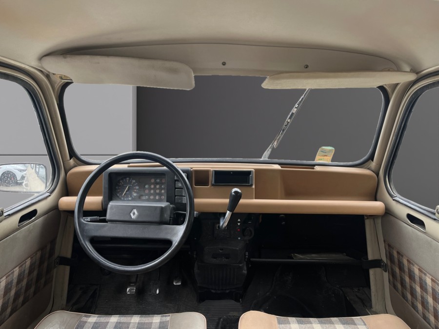 RENAULT d'occasion R4 BASE de 1982 Carcassonne (11)﻿