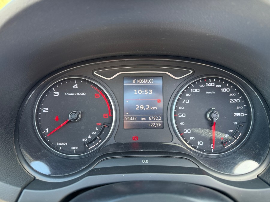 AUDI d'occasion A3 30 TDI DESIGN de 2017 Carcassonne (11)﻿
