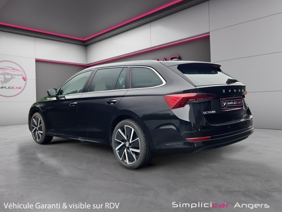 SKODA d'occasion OCTAVIA COMBI 1.4 TSI PHEV 204 SPORTLINE DSG de 2021