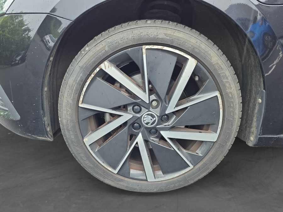 SKODA d'occasion OCTAVIA COMBI 1.4 TSI PHEV 204 SPORTLINE DSG de 2021