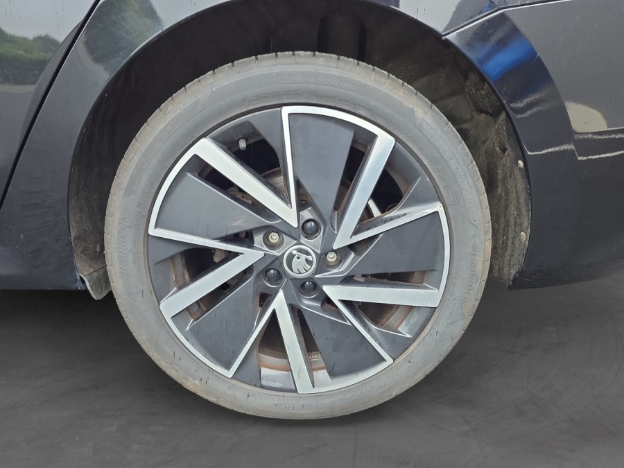 SKODA d'occasion OCTAVIA COMBI 1.4 TSI PHEV 204 SPORTLINE DSG de 2021