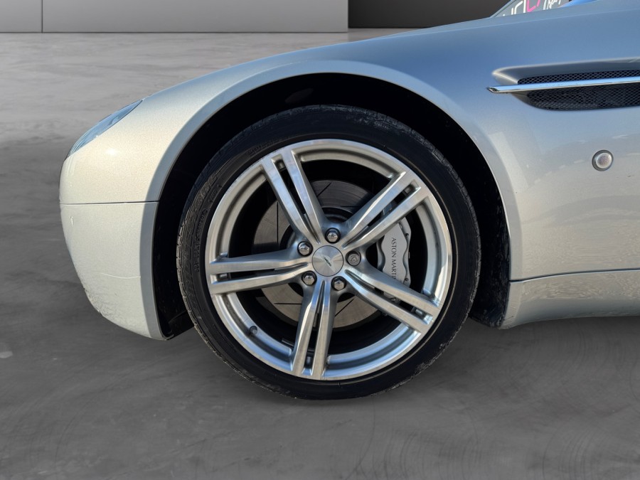 ASTON MARTIN d'occasion V8 VANTAGE ASTON MARTIN V8 VANTAGE 4.7