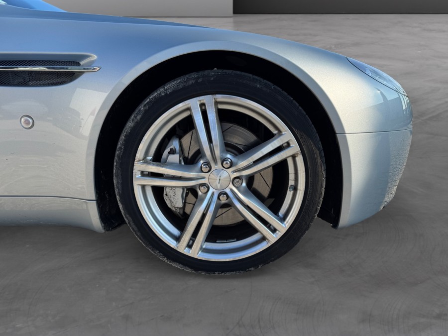 ASTON MARTIN d'occasion V8 VANTAGE ASTON MARTIN V8 VANTAGE 4.7