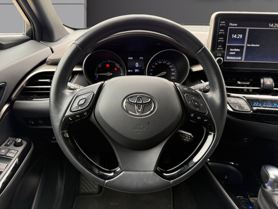 TOYOTA d'occasion C-HR 1.8 122H DISTINCTIVE de 2021 Poitiers (86)﻿
