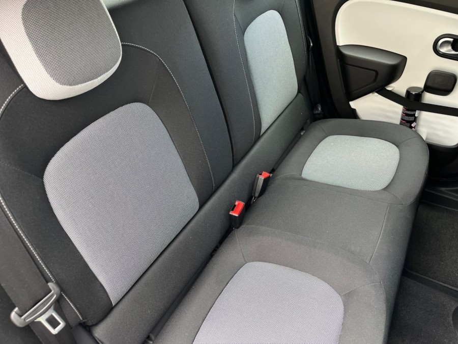 RENAULT d'occasion TWINGO 1.0 SCE 65 INTENS de 2022 Vernon (27)﻿