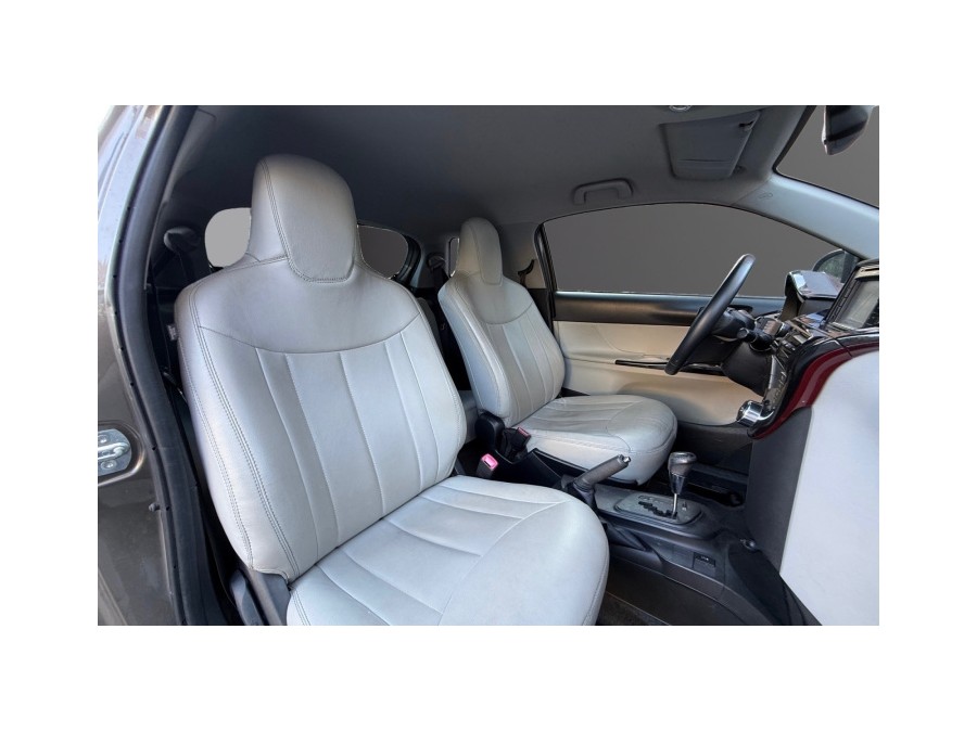 TOYOTA d'occasion IQ 1.0 68 VVT-I IQ DARK EDITION MULTIDRIVE de 2011