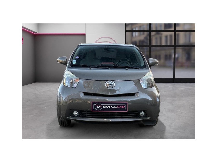 TOYOTA d'occasion IQ 1.0 68 VVT-I IQ DARK EDITION MULTIDRIVE de 2011