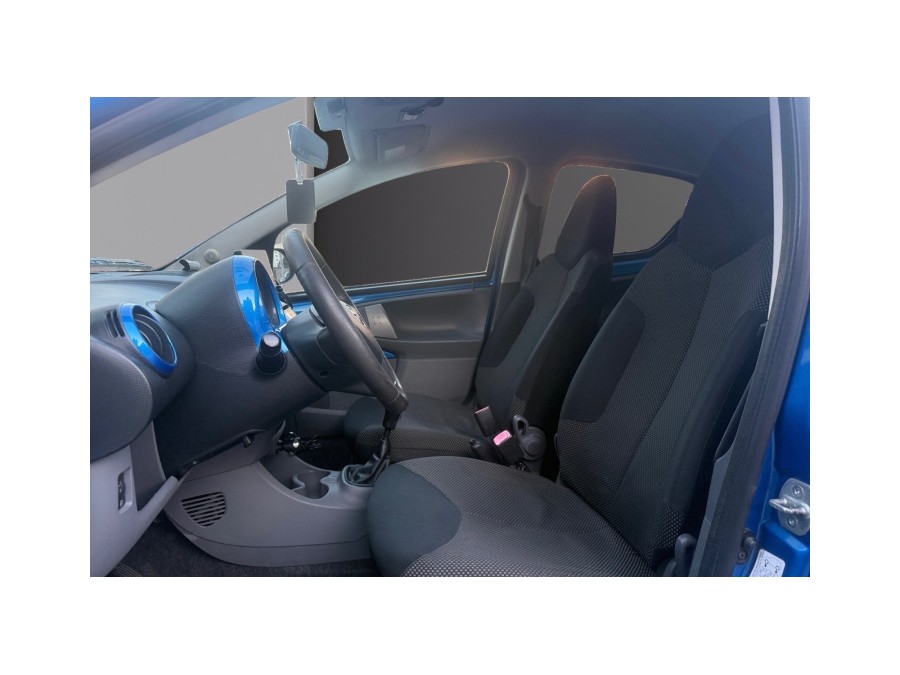 TOYOTA d'occasion AYGO 1.0 VVT-I 72 X-NIGHT PH2 de 2010 Montreuil