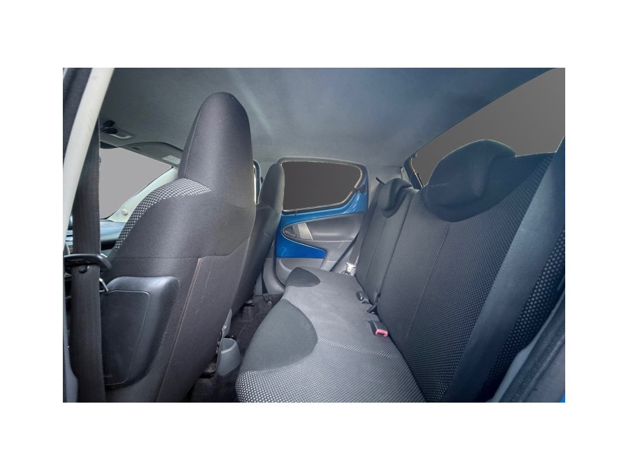 TOYOTA d'occasion AYGO 1.0 VVT-I 72 X-NIGHT PH2 de 2010 Montreuil