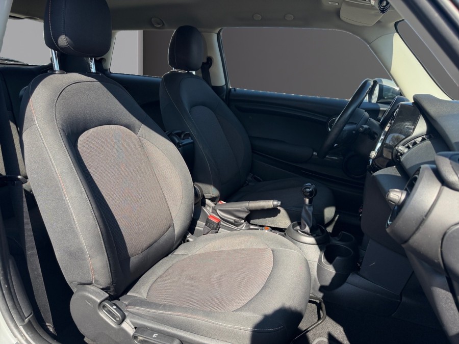 MINI d'occasion MINI ONE 102 BUSINESS DESIGN de 2020 St Gaudens (31)﻿