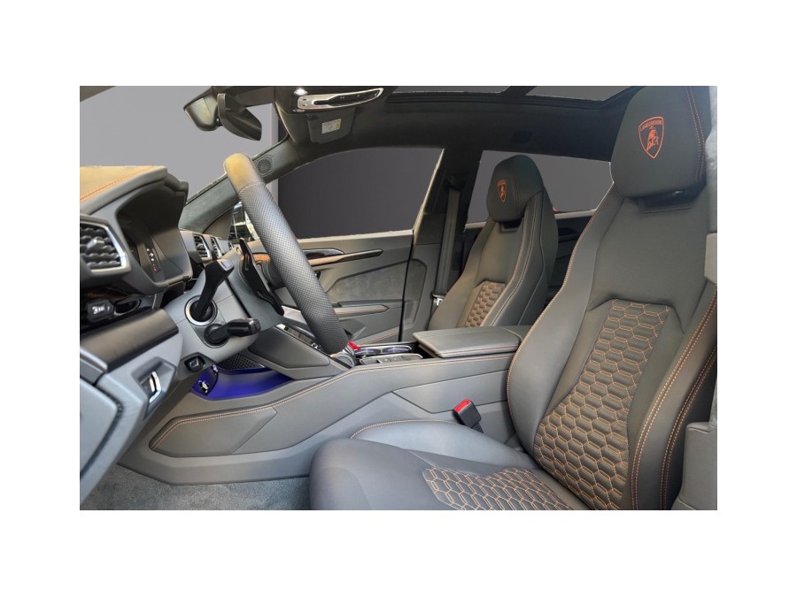 LAMBORGHINI d'occasion URUS 4.0 V8 de 2022 Montreuil (93)﻿