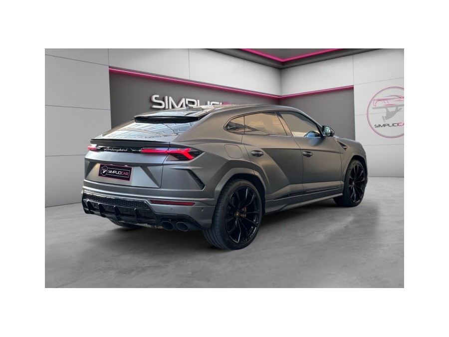 LAMBORGHINI d'occasion URUS 4.0 V8 de 2022 Montreuil (93)﻿