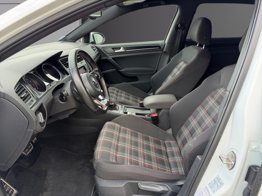 VOLKSWAGEN d'occasion GOLF 2.0 TSI 220 GTI DSG de 2014 Troyes (10)﻿