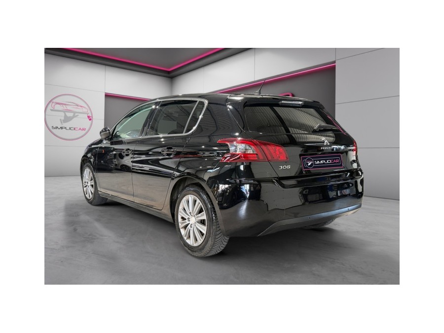 PEUGEOT d'occasion 308 1.2 PURE TECH 130 ROADTRIP de 2021