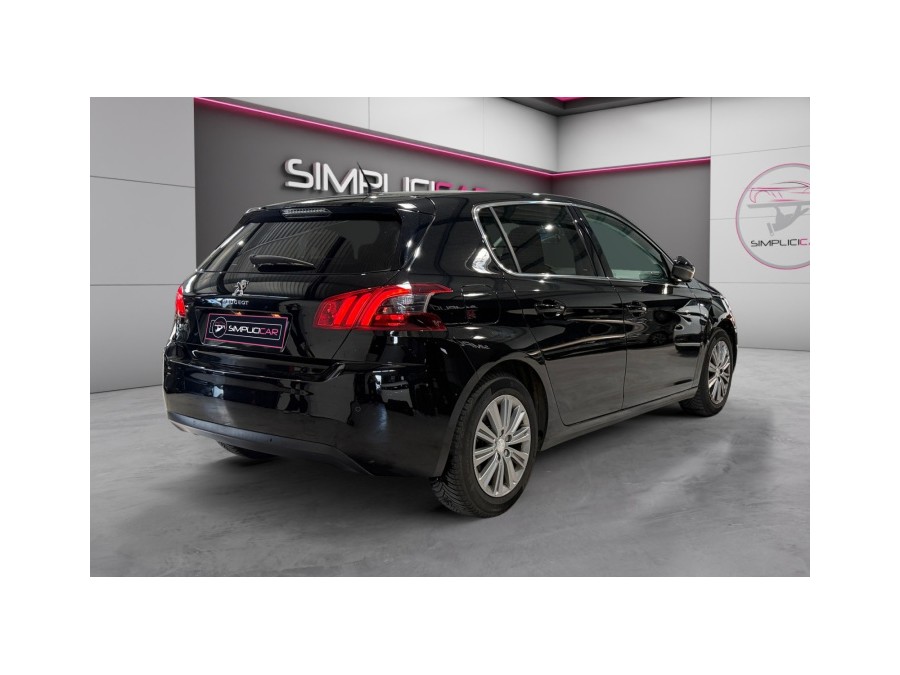 PEUGEOT d'occasion 308 1.2 PURE TECH 130 ROADTRIP de 2021