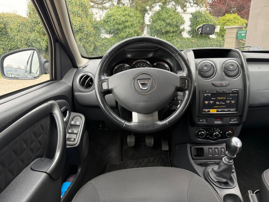 DACIA d'occasion DUSTER TCE 125 Prestige de 2014 Poitiers (86)﻿