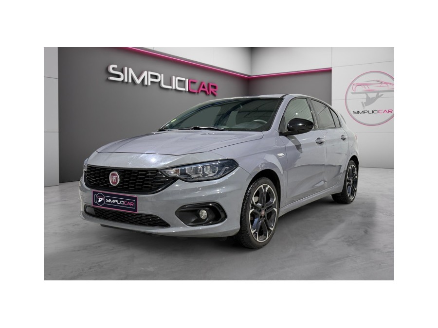 FIAT d'occasion TIPO 1.6 MULTIJET 120 BALLON D'OR DCT de 2020