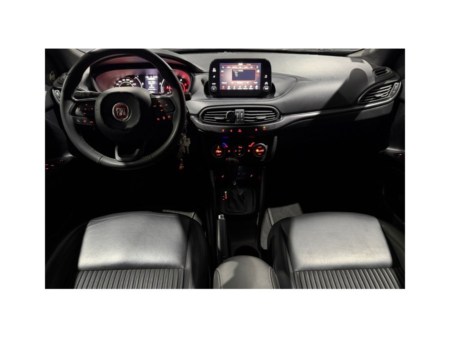 FIAT d'occasion TIPO 1.6 MULTIJET 120 BALLON D'OR DCT de 2020