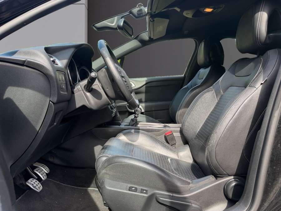 CITROEN d'occasion DS4 1.6 E-HDI 110 CHIC de 2013 Cannes (06)﻿