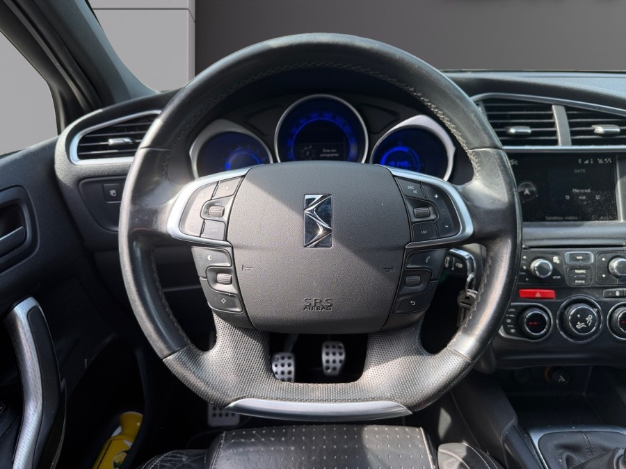 CITROEN d'occasion DS4 1.6 E-HDI 110 CHIC de 2013 Cannes (06)﻿