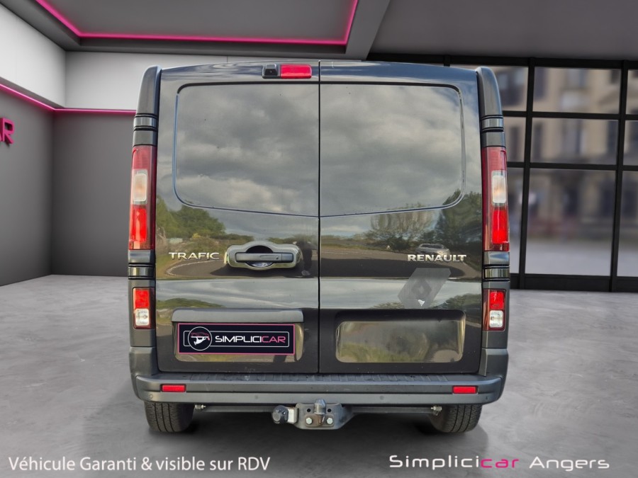 RENAULT d'occasion TRAFIC L1H1 1.6 DCI 140 CONFORT de 2019 Angers