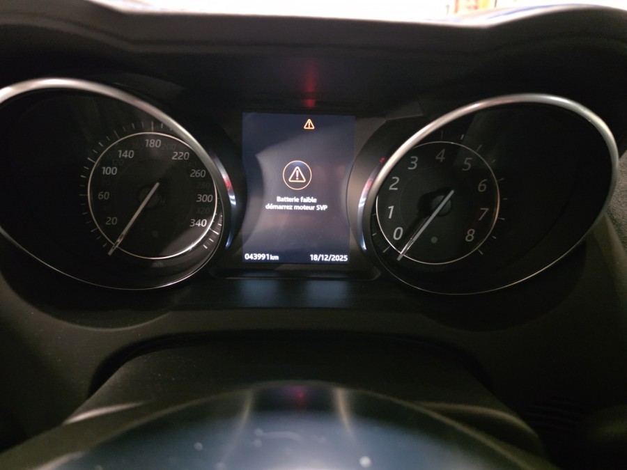 JAGUAR d'occasion F-TYPE 5.0 V8 575 SVR AWD de 2017 Angers (49)﻿