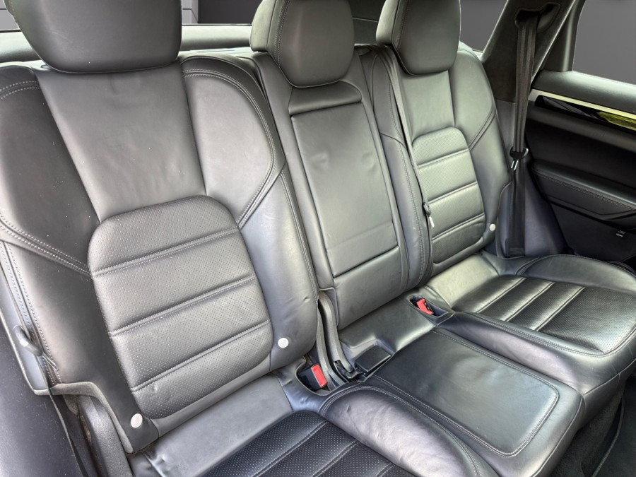 PORSCHE d'occasion CAYENNE 3.0 V6 S E-HYBRID PLATINUM EDITION