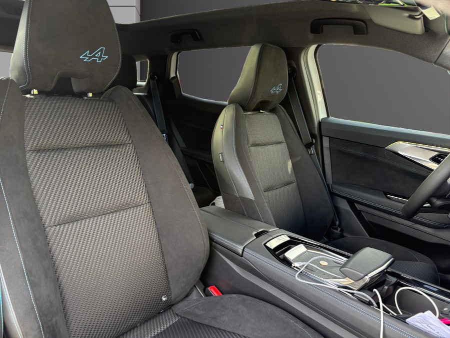 RENAULT d'occasion ESPACE 1.2 E-TECH 200 ESPRIT ALPINE de 2025 Caen