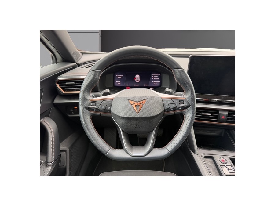 CUPRA d'occasion DSG 1.4 E-HYBRID 204 V DSG de 2024 Tours (37)﻿