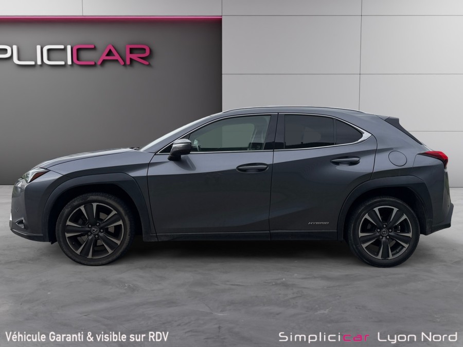LEXUS d'occasion UX 250H 2WD de 2020 Lyon Nord (69)﻿