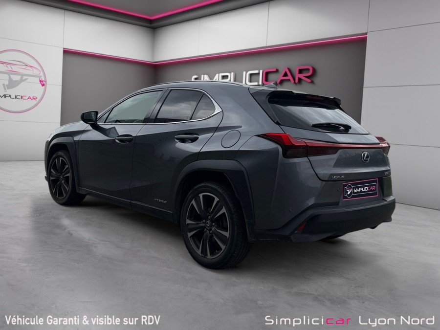 LEXUS d'occasion UX 250H 2WD de 2020 Lyon Nord (69)﻿