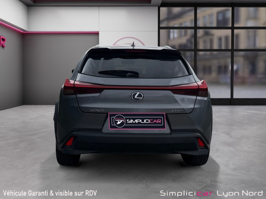 LEXUS d'occasion UX 250H 2WD de 2020 Lyon Nord (69)﻿