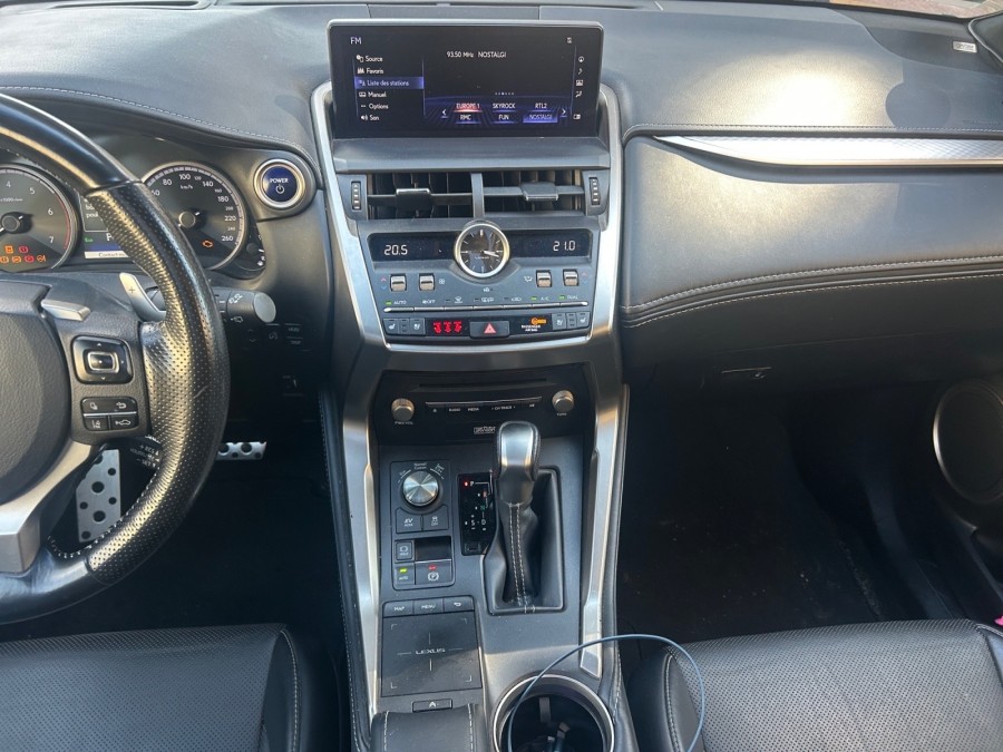 LEXUS d'occasion NX 300H 4WD SPORT EXECUTIVE de 2019 Cannes (06)﻿