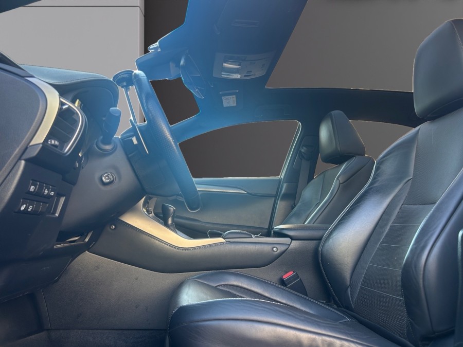 LEXUS d'occasion NX 300H 4WD SPORT EXECUTIVE de 2019 Cannes (06)﻿