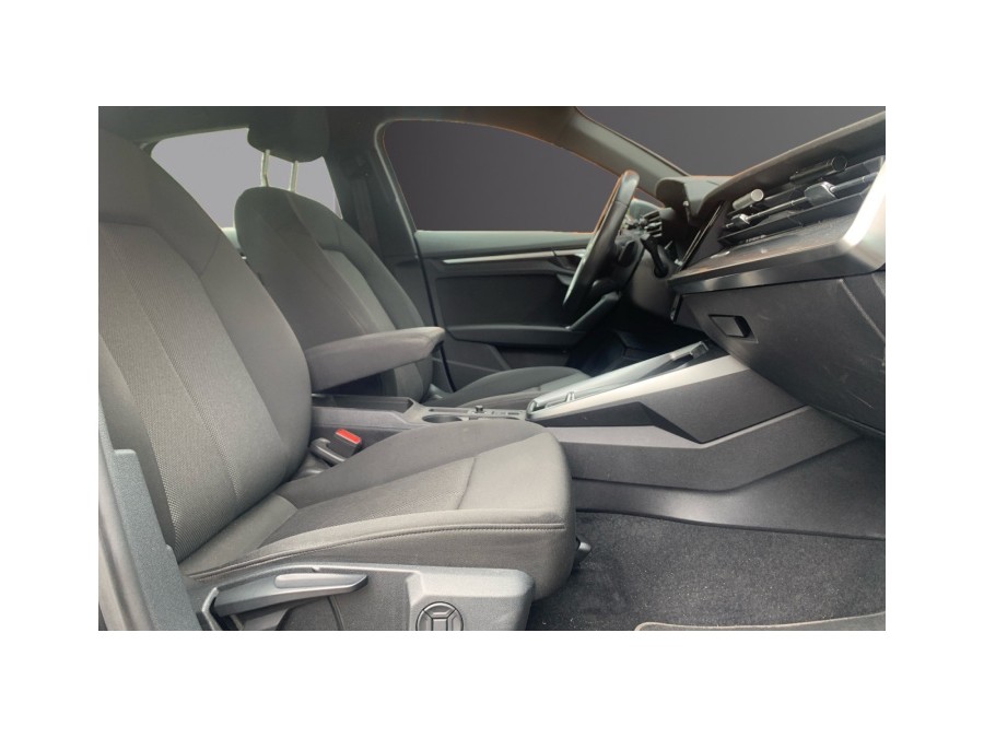 AUDI d'occasion A3 1.9 TDI 105 ATTRACTION S TRONIC de 2022 Montreuil