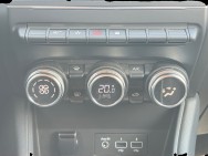 RENAULT d'occasion CAPTUR 1.3 TCE 130 INTENS de 2020 Troyes (10)﻿