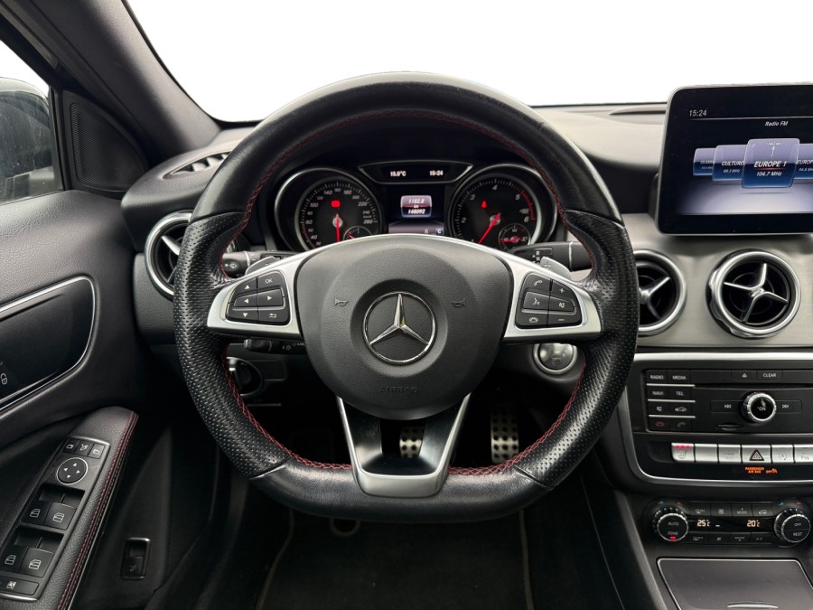 MERCEDES d'occasion CLASSE GLA GLA 200 D STARLIGHT EDITION de 2019