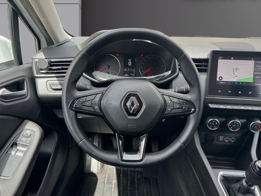 RENAULT d'occasion CLIO 1.5 BLUE DCI 85 BUSINESS de 2020 Montreuil