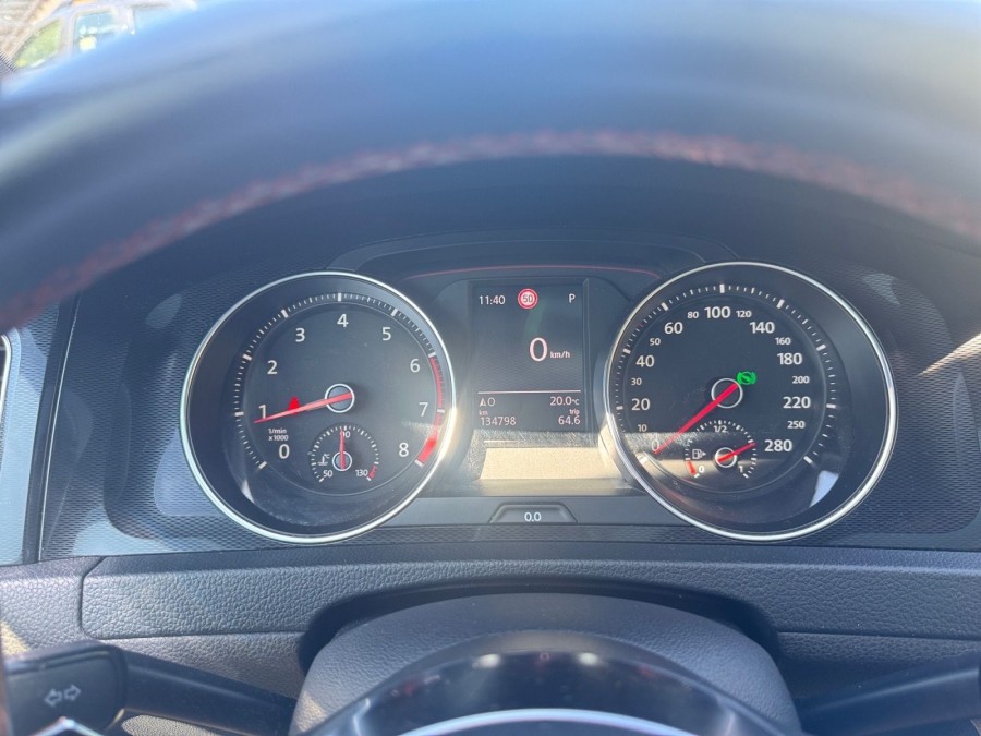 VOLKSWAGEN d'occasion GOLF VII 2.0 TSI 220 GTI DSG de 2013 Nord Isère