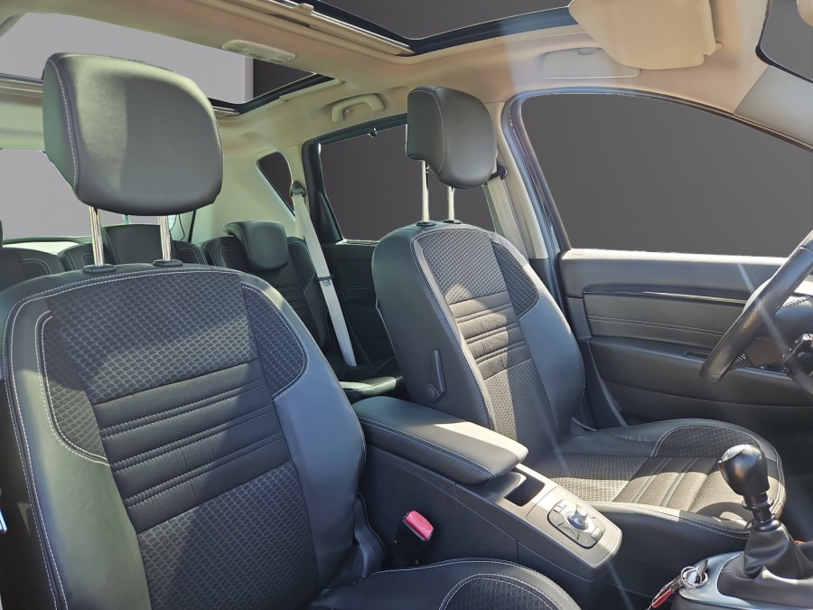RENAULT d'occasion SCENIC 1.6 DCI 130 ENERGY BOSE E6 de 2015 Evreux