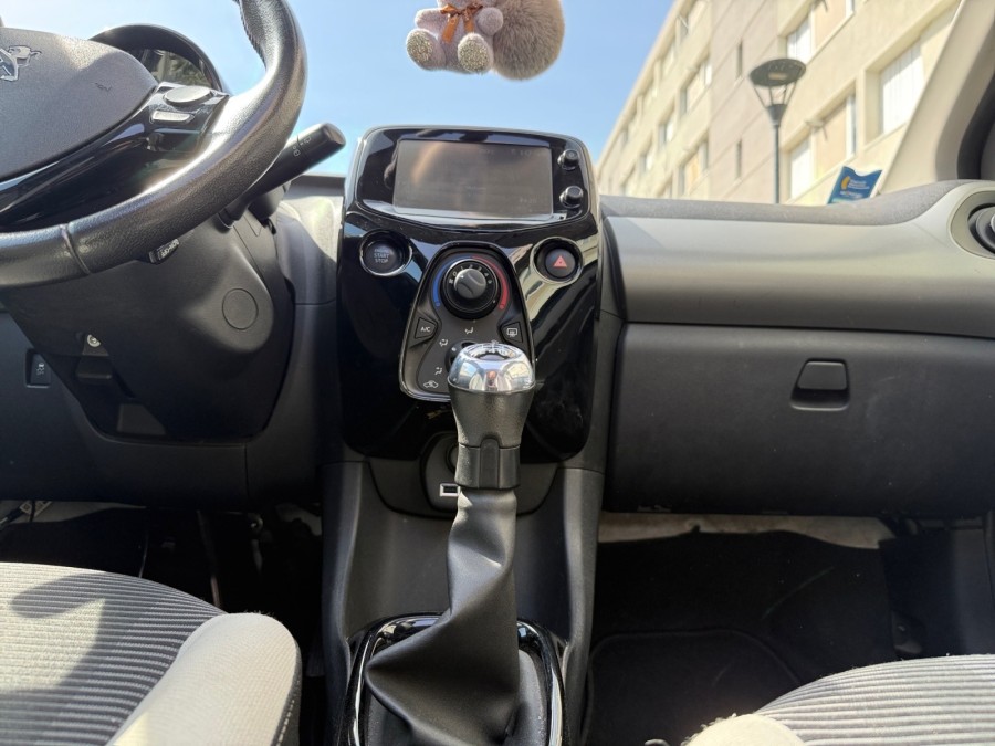 PEUGEOT d'occasion 108 1.2 PURE TECH 82 ACTIVE de 2017 Cannes (06)﻿