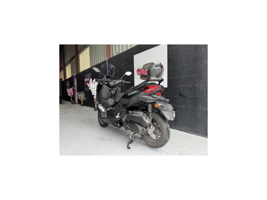 YAMAHA d'occasion X MAX 125 XMAX 125 TECH-MAX de 2025 Caen (14)﻿
